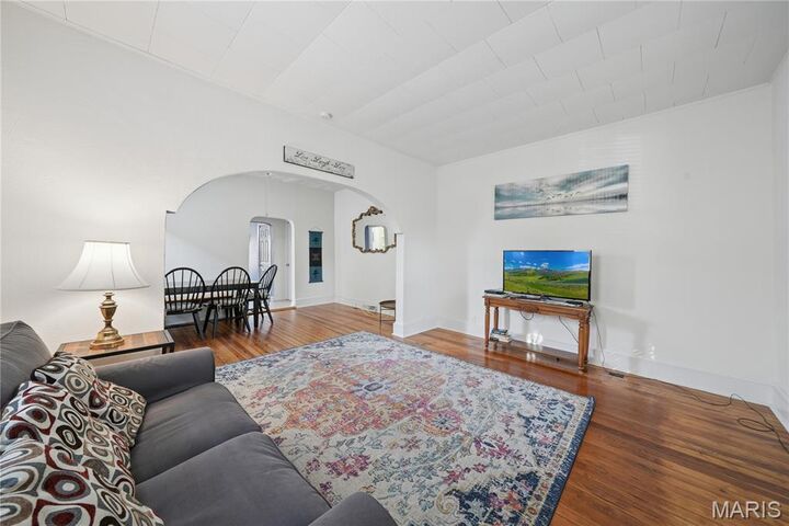 Property Photo: 4737 Hummel Avenue MO 63116