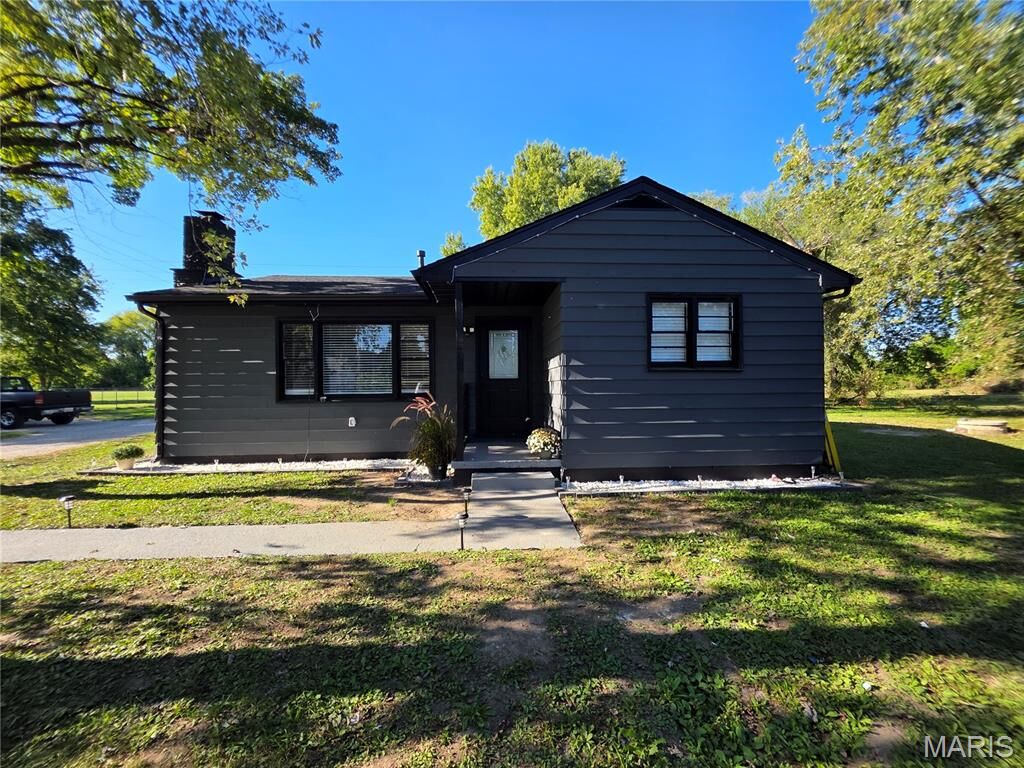 Property Photo:  4247 State Route 162  IL 62040 