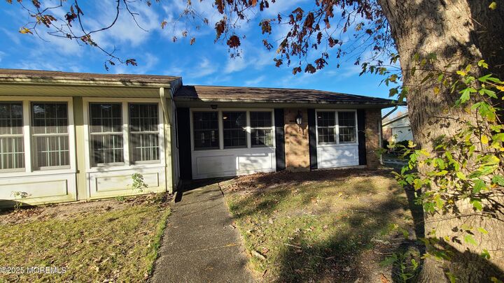 51 D Edinburgh Lane  Manchester NJ 08759 photo