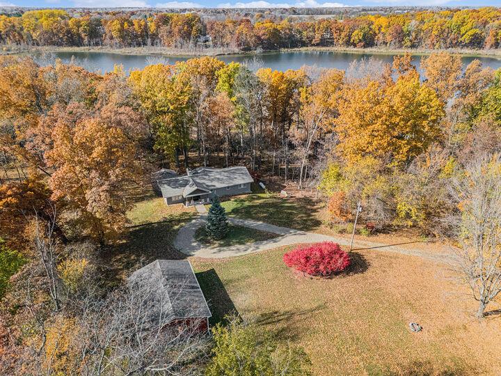 370 Kowalski Drive  Tekonsha MI 49092 photo