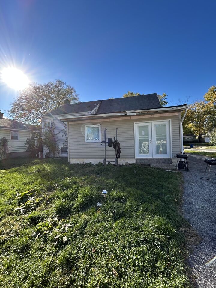 Property Photo: 540 W Winchester Road IL 60411