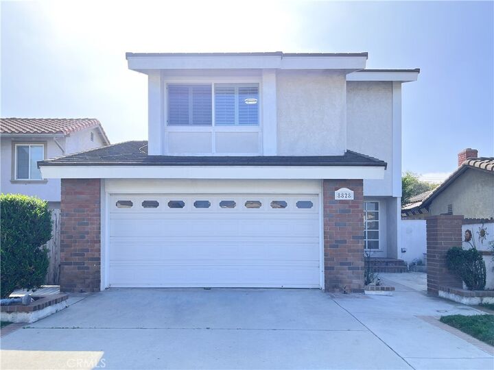 Property Photo: 8828 La Zana Court CA 92708