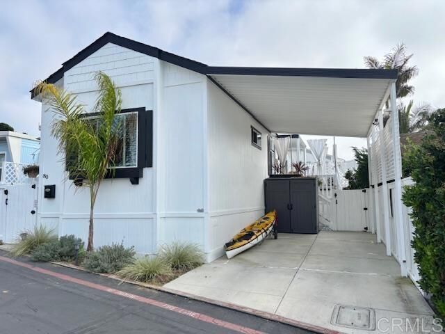 Property Photo:  699 N Vulcan Avenue 80  CA 92024 