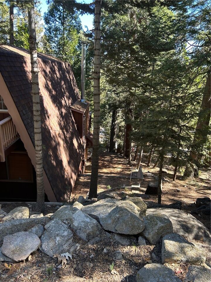 Property Photo: 453 Oriole Drive CA 92391