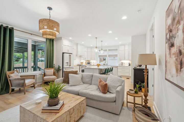 Property Photo: 2819B Hody Dr TN 37206