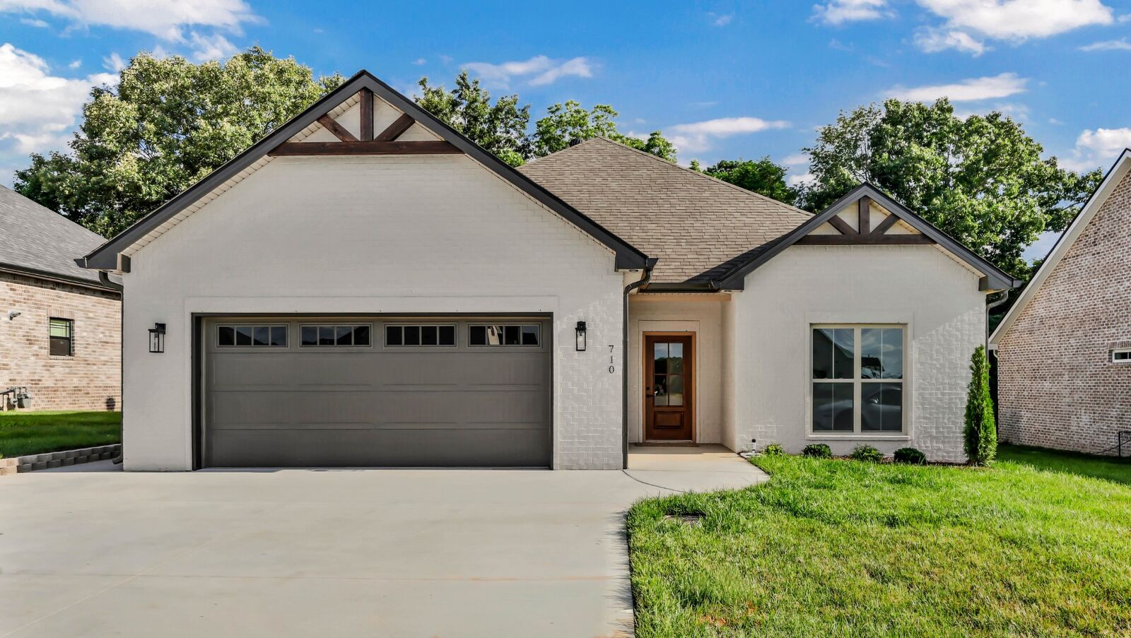 Property Photo: 710 Southern Pine Trl TN 37043