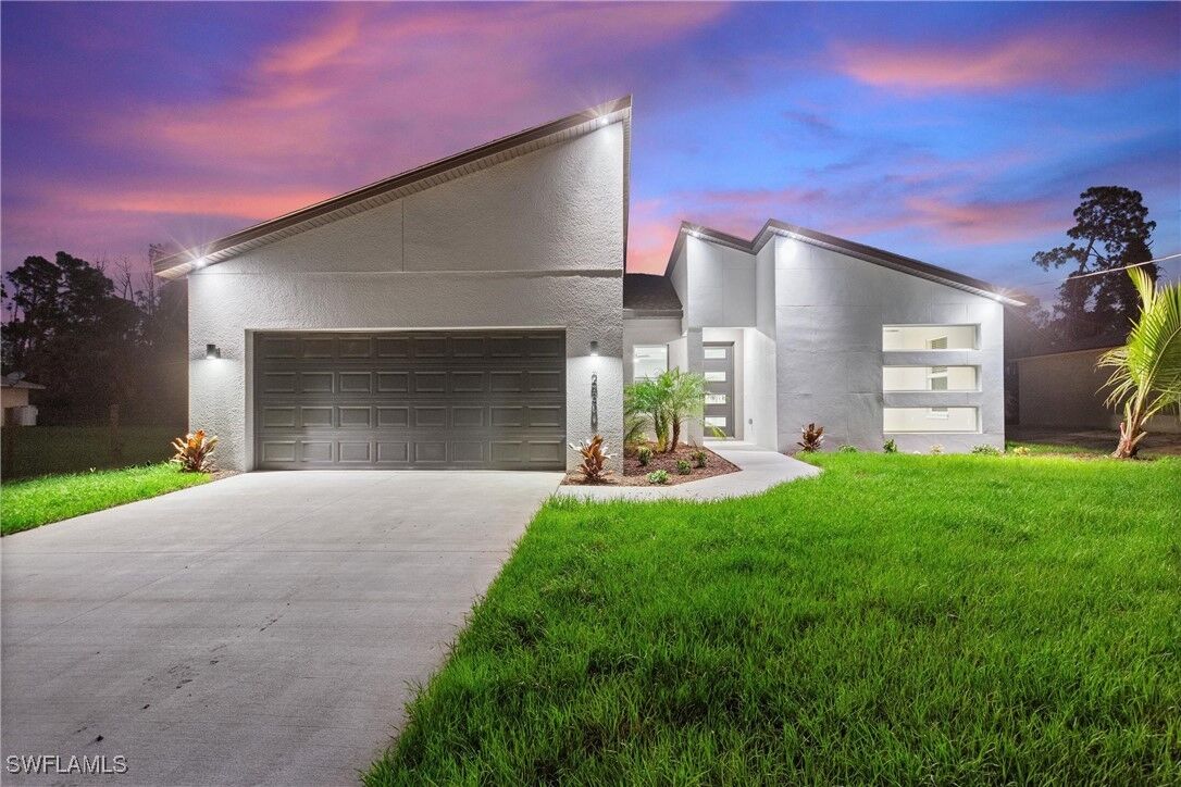 Property Photo: 3584 Laslo Avenue FL 34287