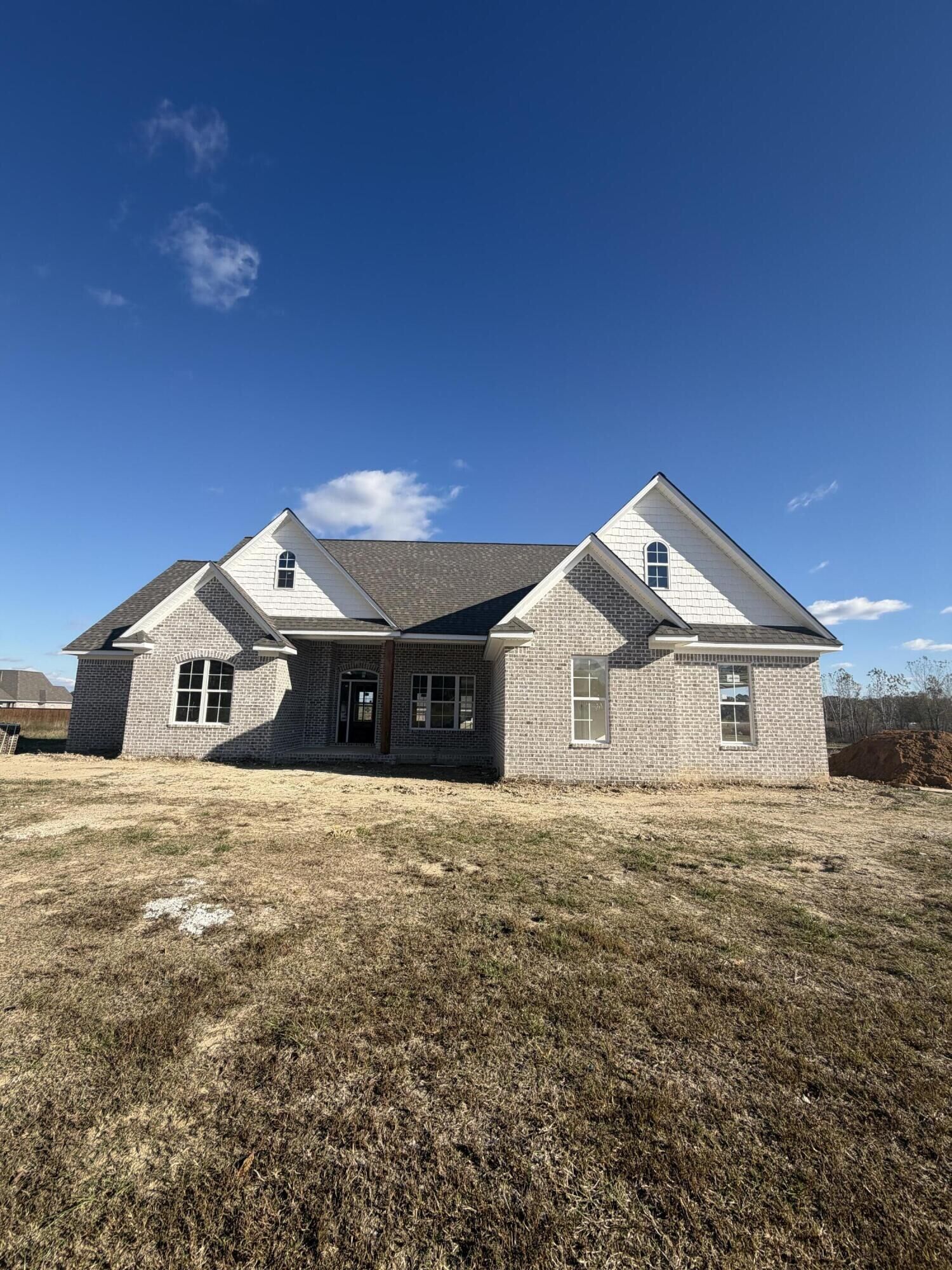 Property Photo:  210 Pam Avenue  MS 38849 