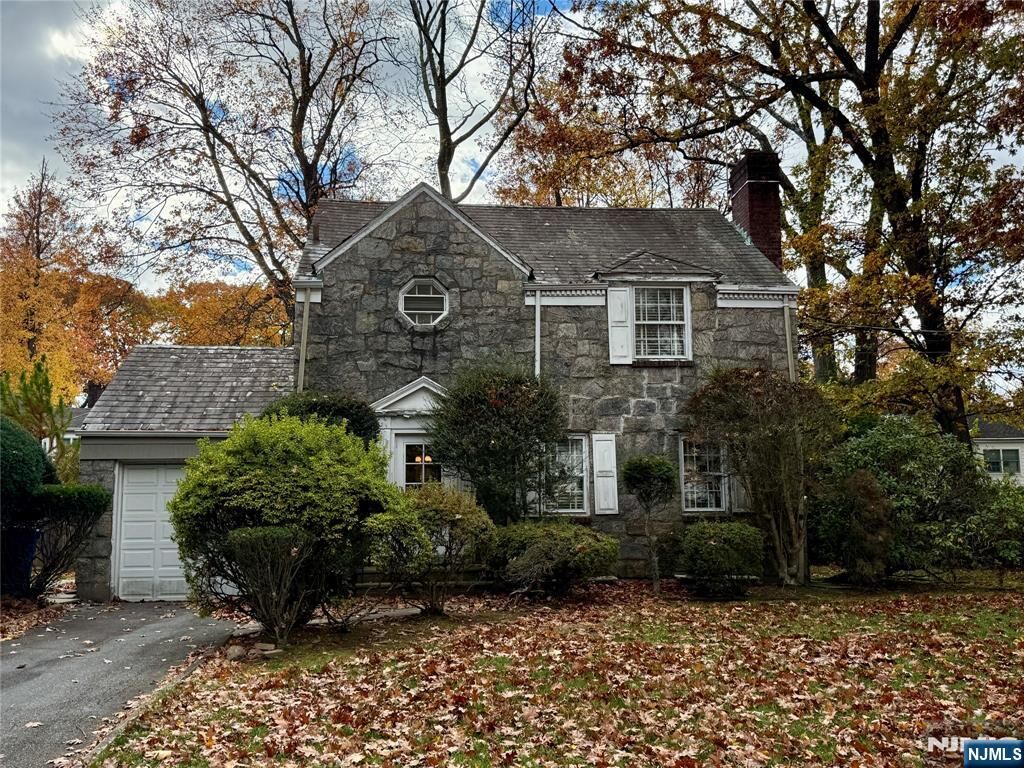 Property Photo: 84 Howard Park Drive NJ 07670