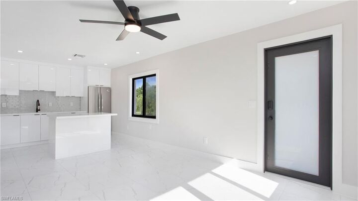 Property Photo:  9002 Somerset (Unit B) Ln  FL 34135 