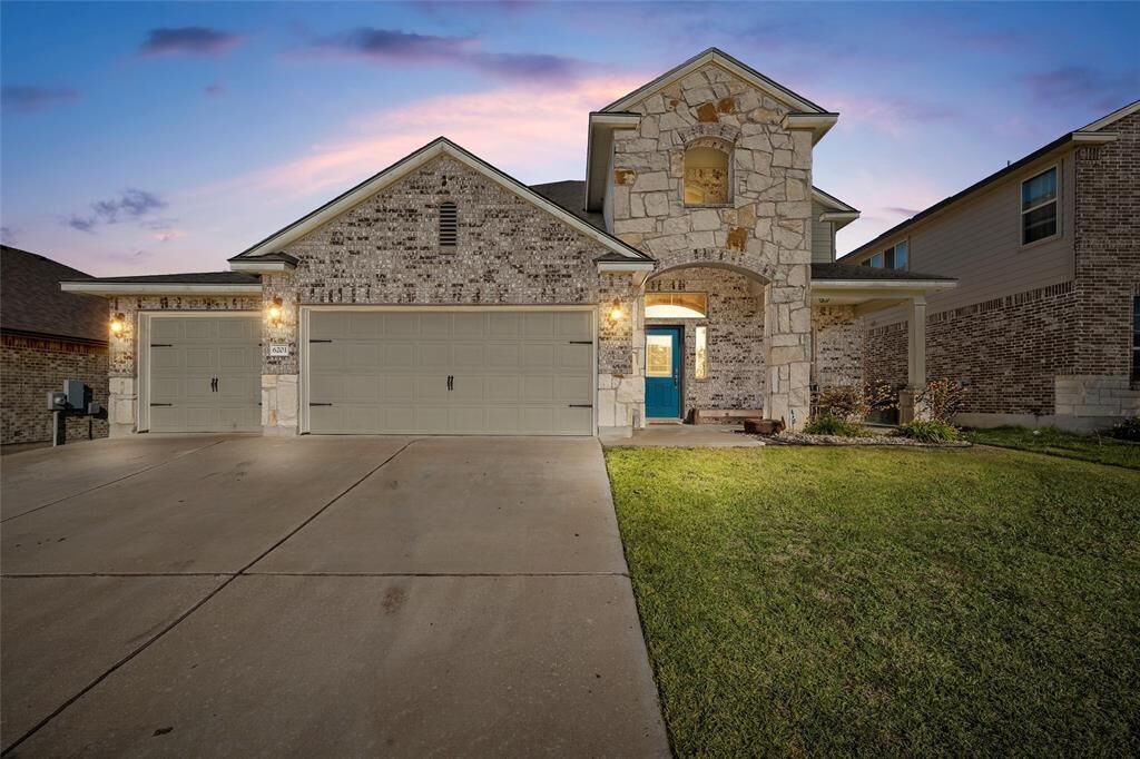 Property Photo: 6201 Elephant Butte Drive TX 76708