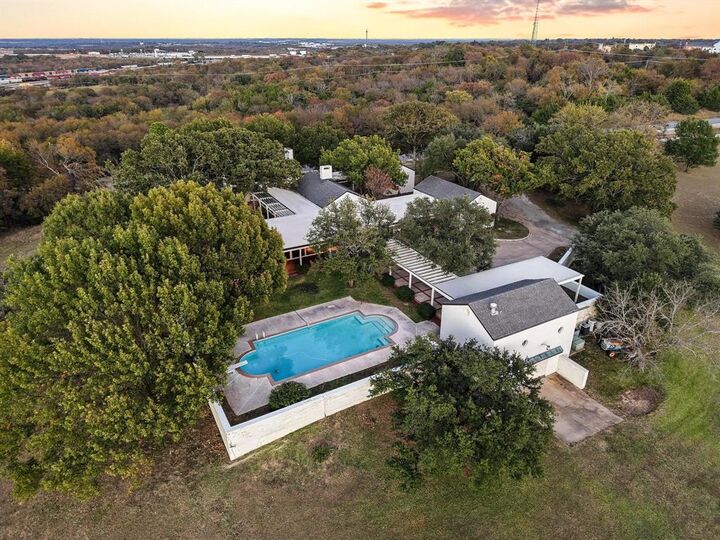 Property Photo:  3906 Highland Drive  TX 75020 