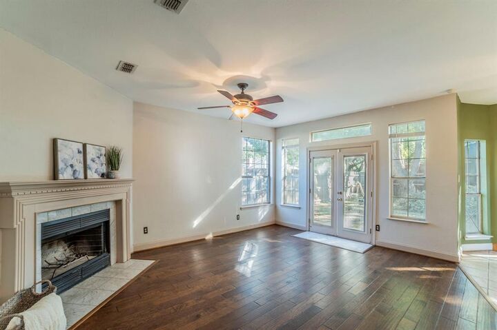 Property Photo: 1240 Trinity Drive TX 76126