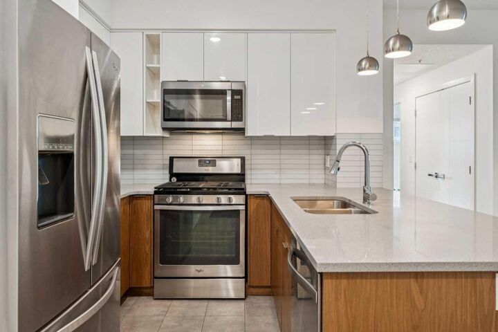 Photo de la propriété: 120 18 Avenue SW 105 AB T2S 3H5