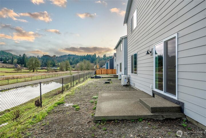Property Photo:  1372  Salzer Creek Drive  WA 98531 