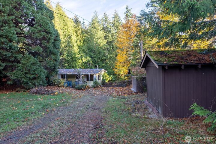 Property Photo: 921 S Margie Ann Drive WA 98282