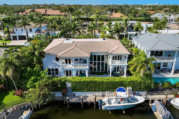 Property Photo:  712 NE 71st Street  FL 33487 