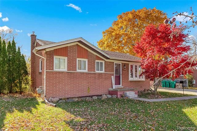 Property Photo: 31549 John Hauk Street MI 48135