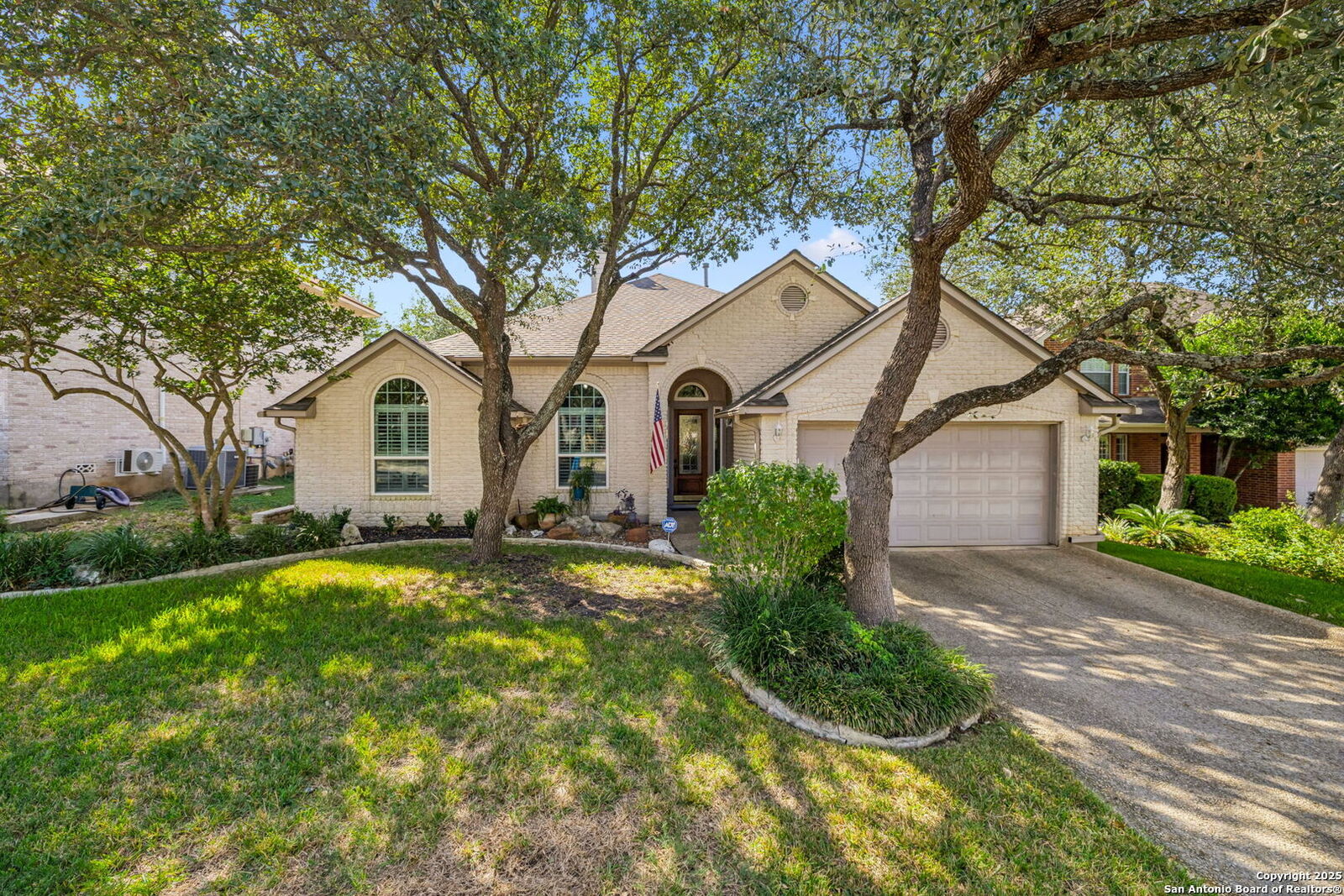 Property Photo:  1014 Crystal  TX 78258 