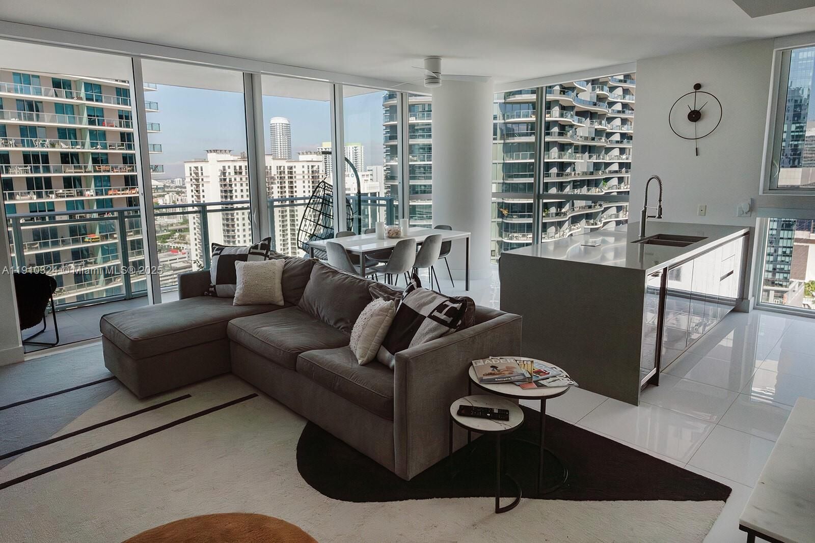 Property Photo: 1080 Brickell Ave 3309 FL 33131