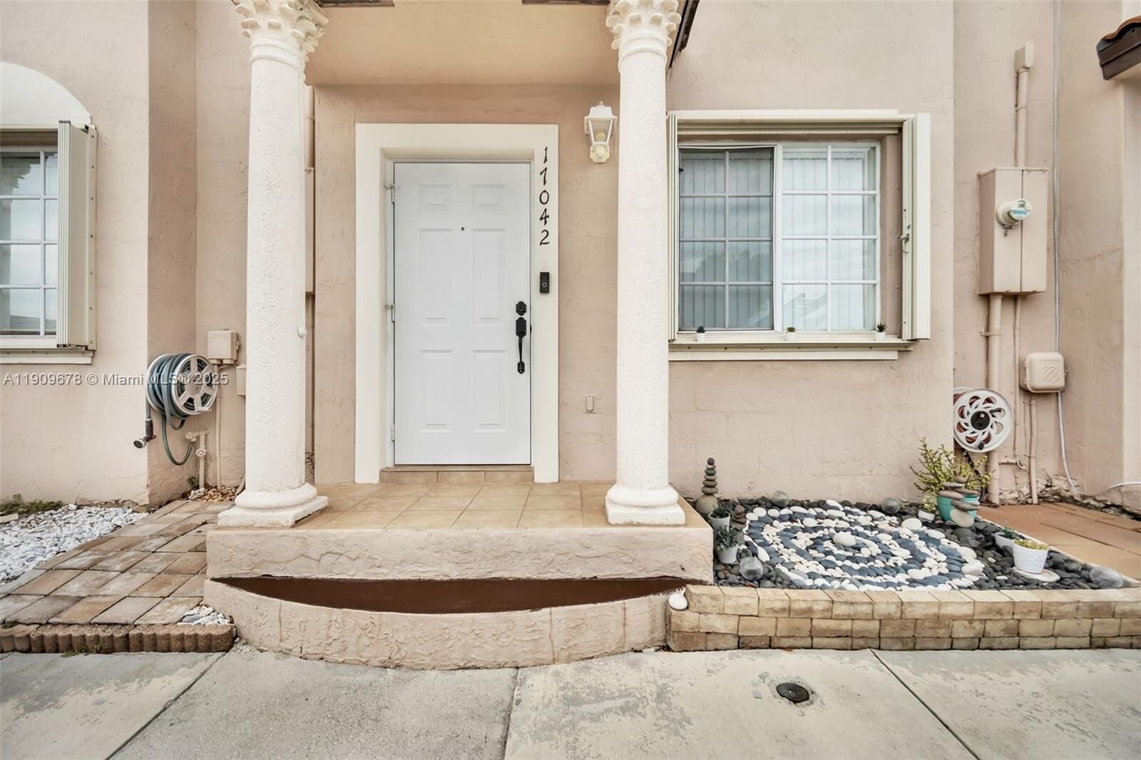 Property Photo: 17042 SW 138th Ct FL 33177