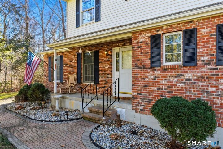 Property Photo: 17 Inchcliffe Drive CT 06335