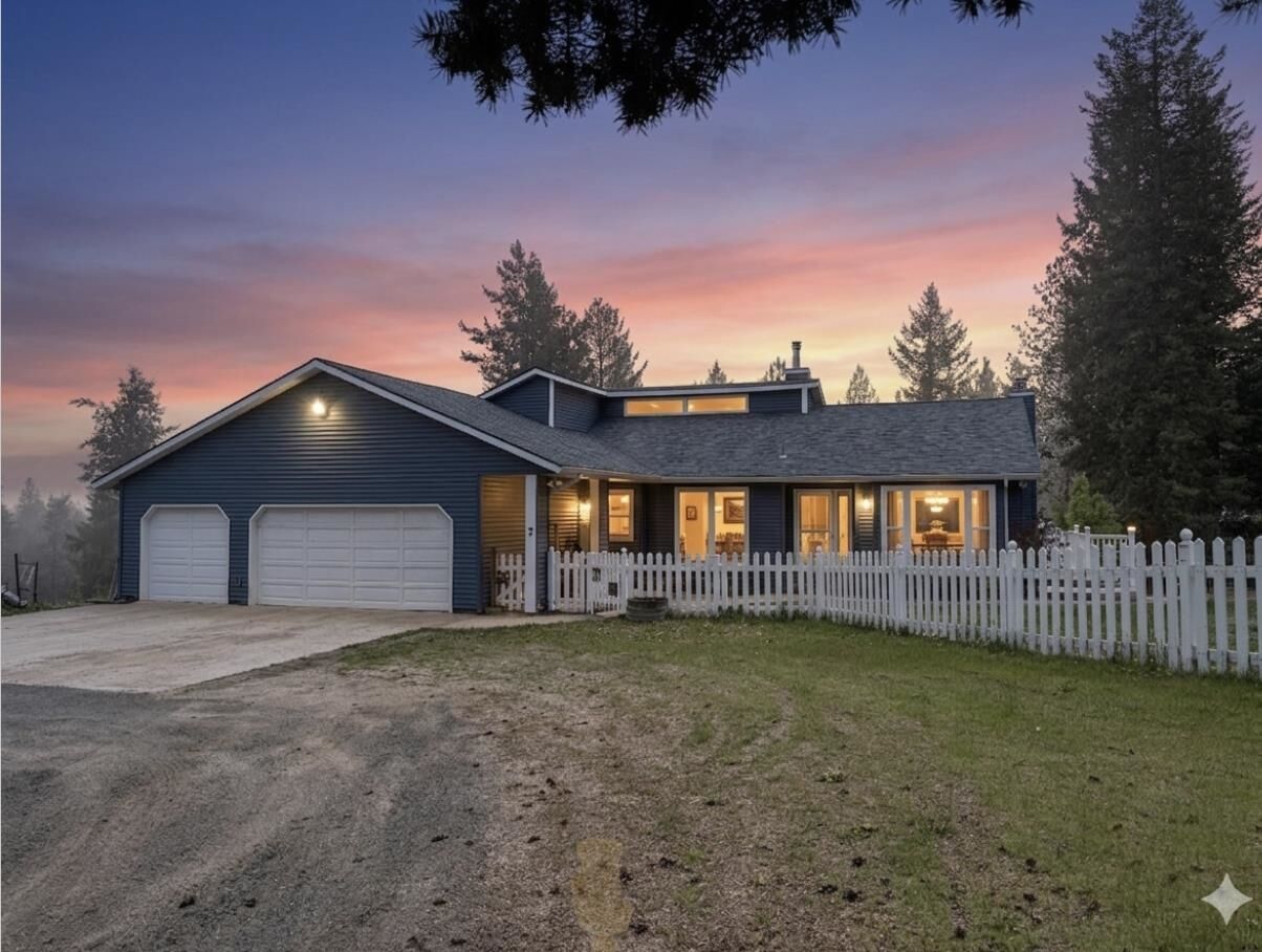 Property Photo: 5418 S Wallbridge Rd 5418 B S Wallbridge Rd WA 99006