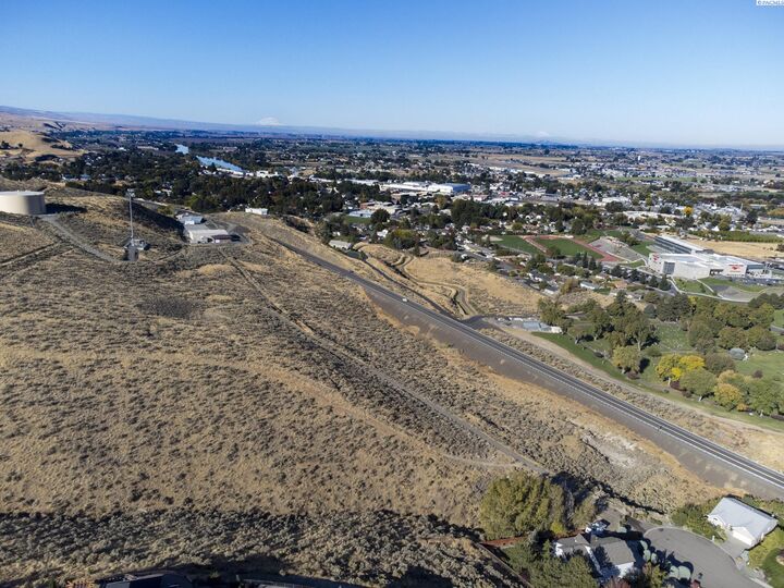 Property Photo:  Nka Mountainview Road  WA  