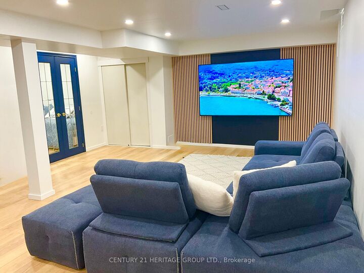 Photo de la propriété: 40 Linda Margaret Crescent Bsmt ON L4S 2B6