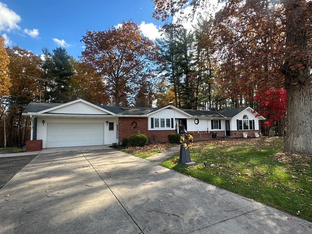 Property Photo:  3766 Miola Road  PA 16214 