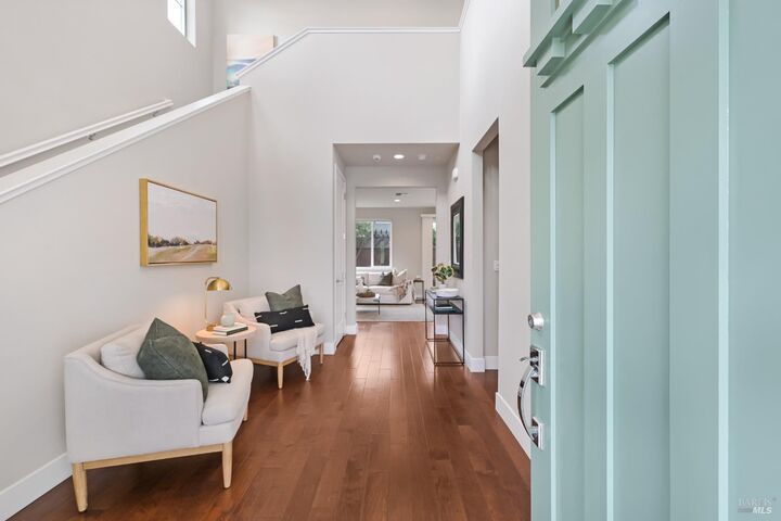 Property Photo:  3725 Hillary Court  CA 95403 