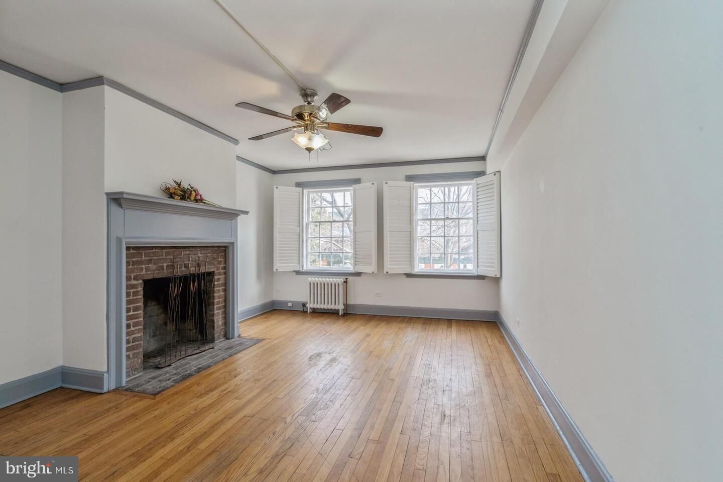 Property Photo:  31 Palmer Square B  NJ 08542 