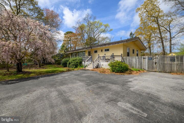 Property Photo:  10 Mitchell Avenue  DE 19970 