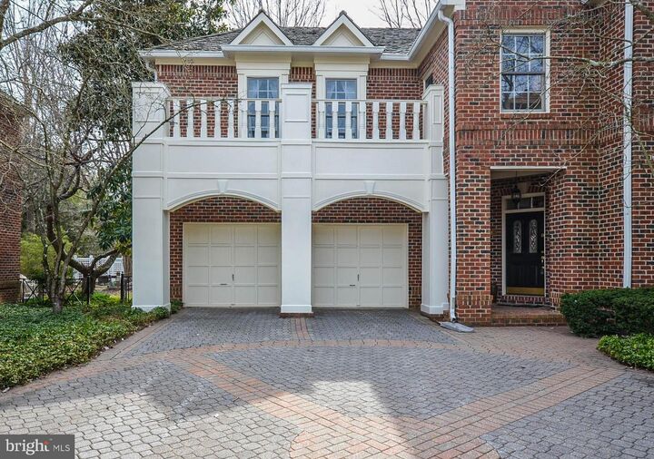 Property Photo:  7806 Fox Gate Court  MD 20817 