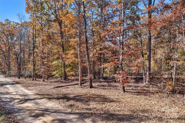 Property Photo:  142 Fawn Lane  NC 28086 