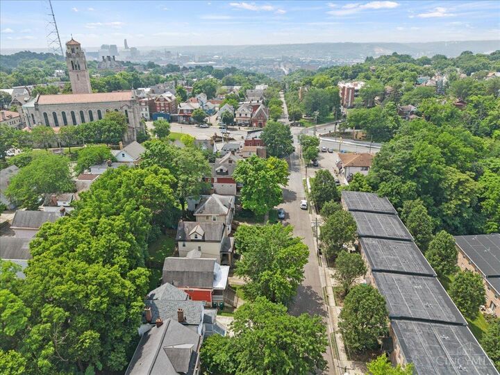 Property Photo:  2513 Ravine Street  OH 45219 