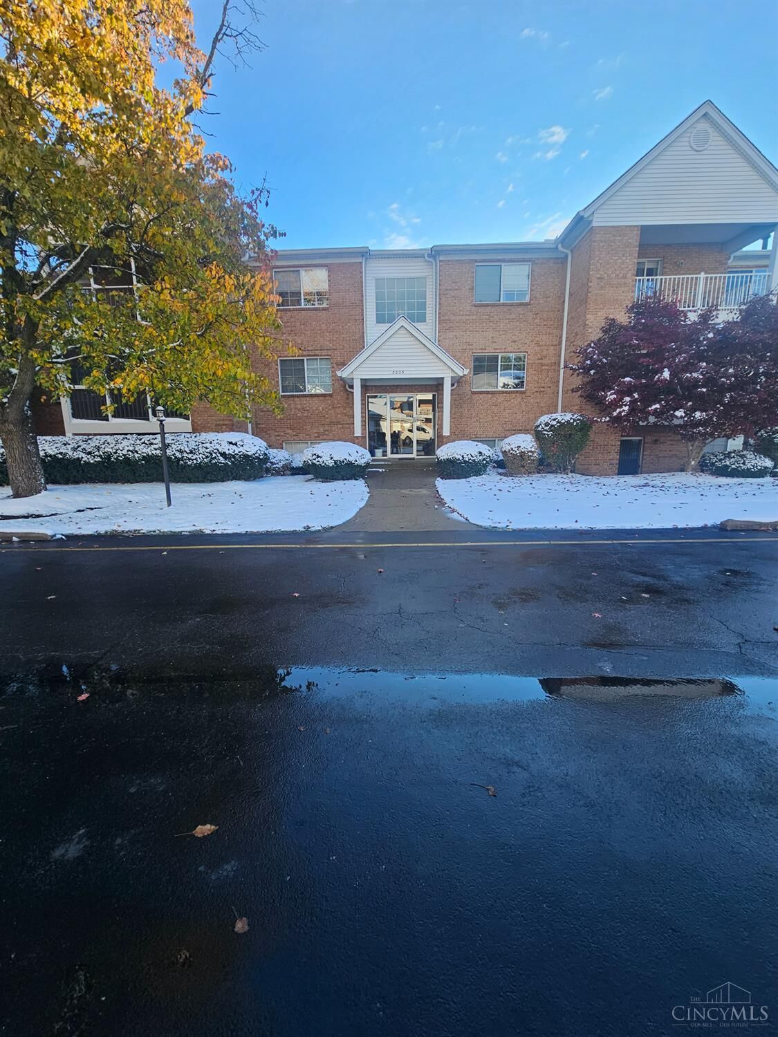 Property Photo:  3225 Heritage Square Drive  OH 45251 