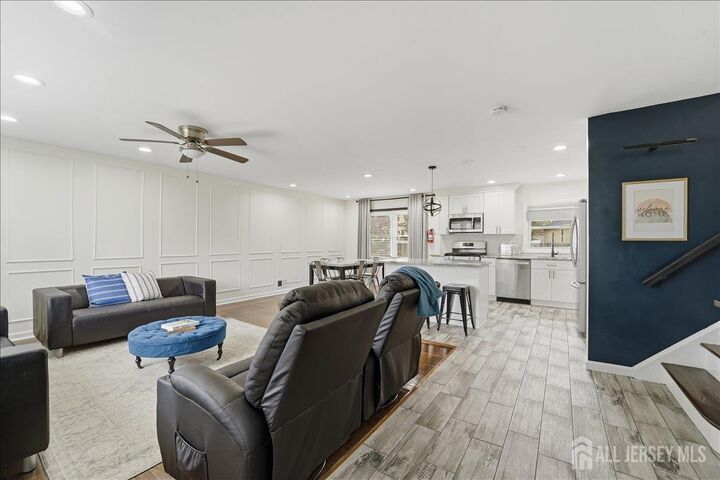 10 Maplehurst Lane  Piscataway NJ 08854 photo