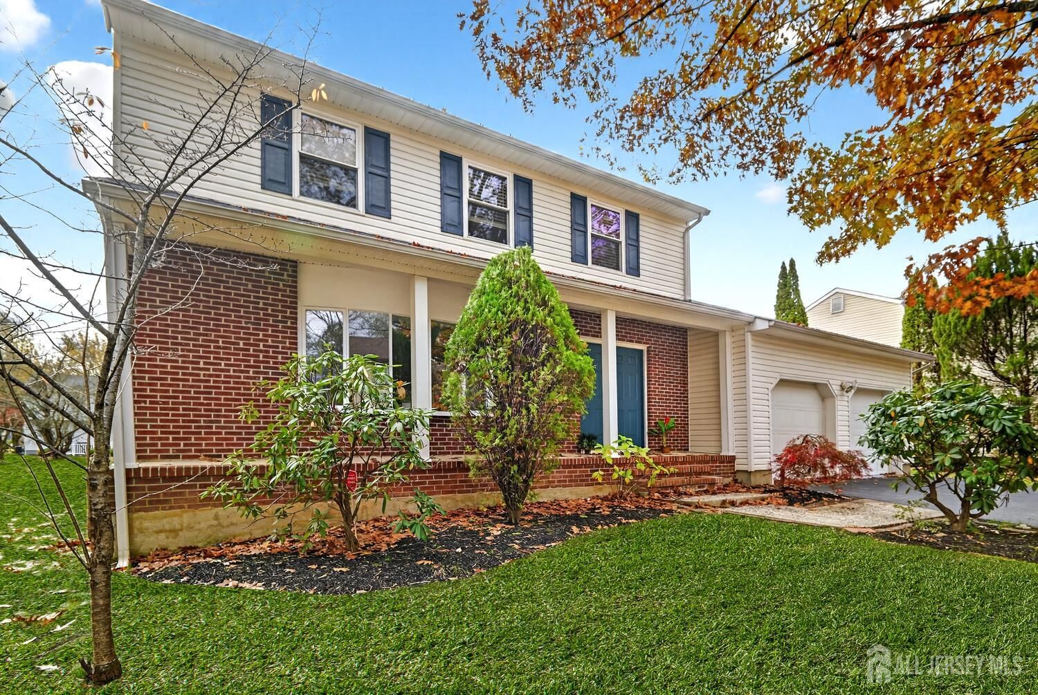 Property Photo: 8 Wright Court NJ 08816