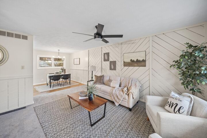 Property Photo:  1047 Mulberry Road  OH 43113 