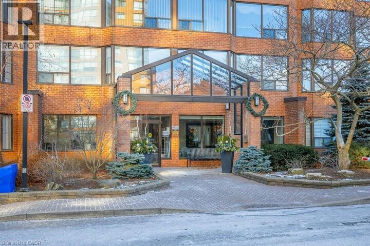 Photo de la propriété:  1270 Maple Crossing Boulevard 1609  ON L7S 2J3 