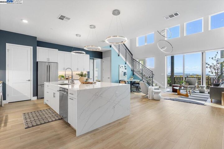 Property Photo: 2250 Kilowatt Way 409 CA 94539