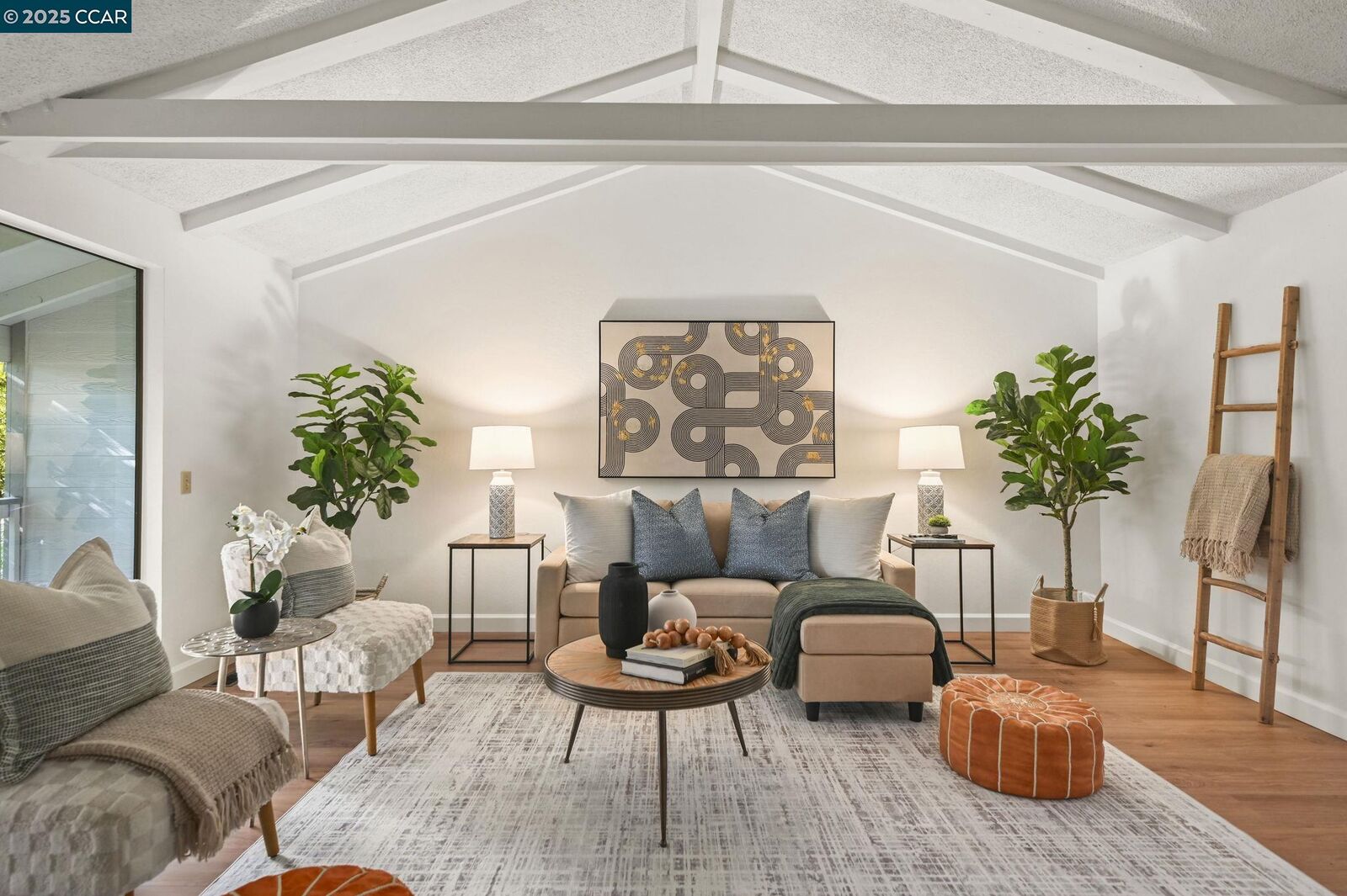 Property Photo: 9 Janin Pl CA 94523