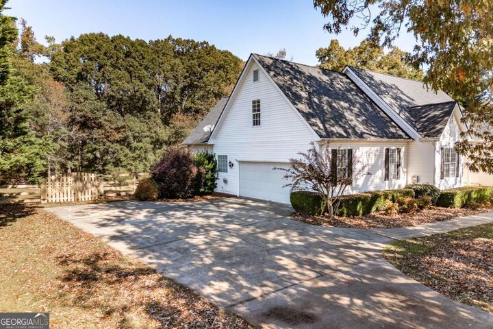 Property Photo: 45 Fiddle Creek GA 30025