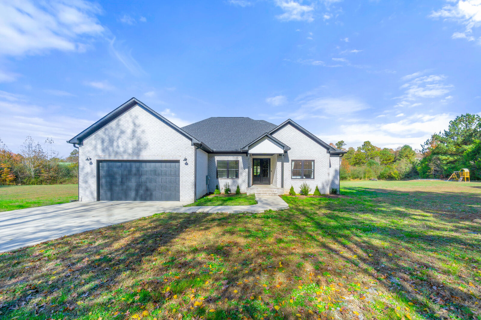 Property Photo:  124 Rich Drive  AL 35740 