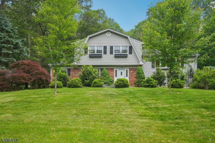 130 Edward Dr  Ringwood Boro NJ 07456 photo