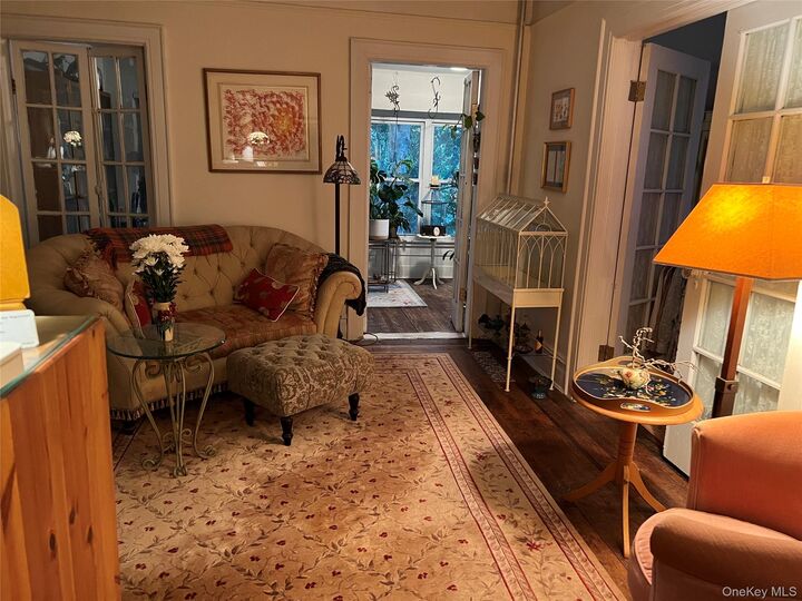 Property Photo:  150-67 87 Avenue  NY 11432 