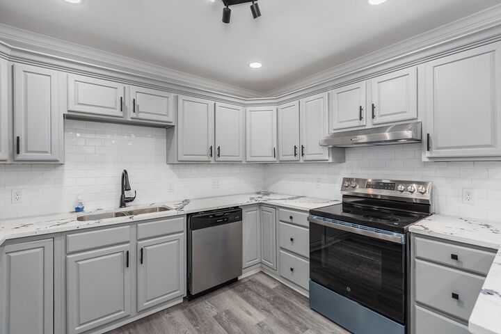 Property Photo:  1407 Fairchild Street  TX 75941 