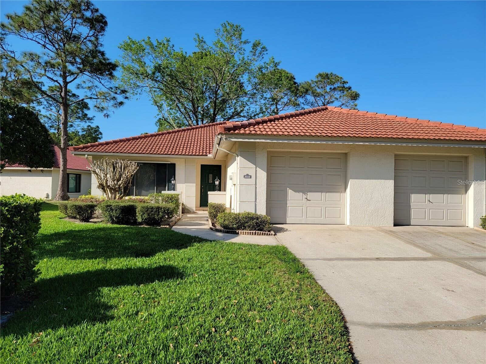 Property Photo:  18318 Aintree Court  FL 33647 