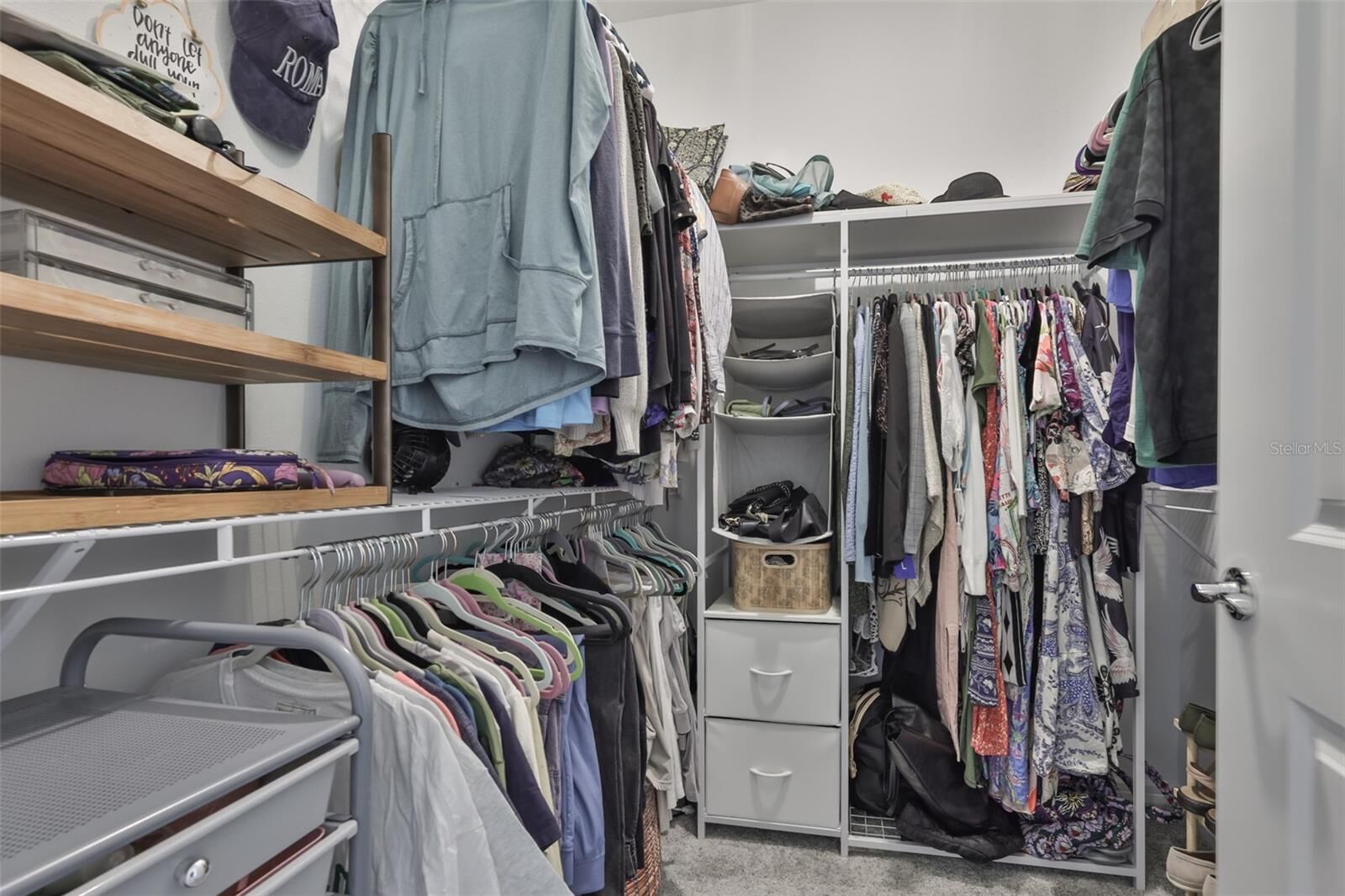 Property Photo: 9421 Shorebird Court FL 34219